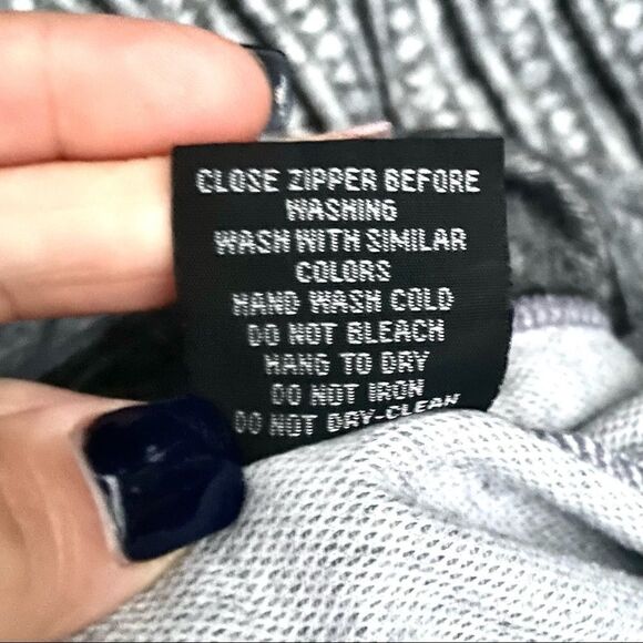 Mondetta Hooded Half-Zip Active Top - Picture 11 of 11